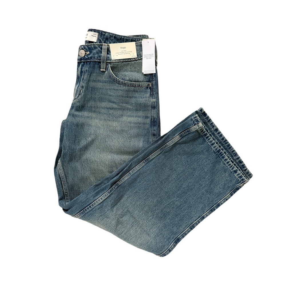 Hollister Low Rise Medium Wash Baggy Jeans NWT Size 4 - Picture 4 of 7